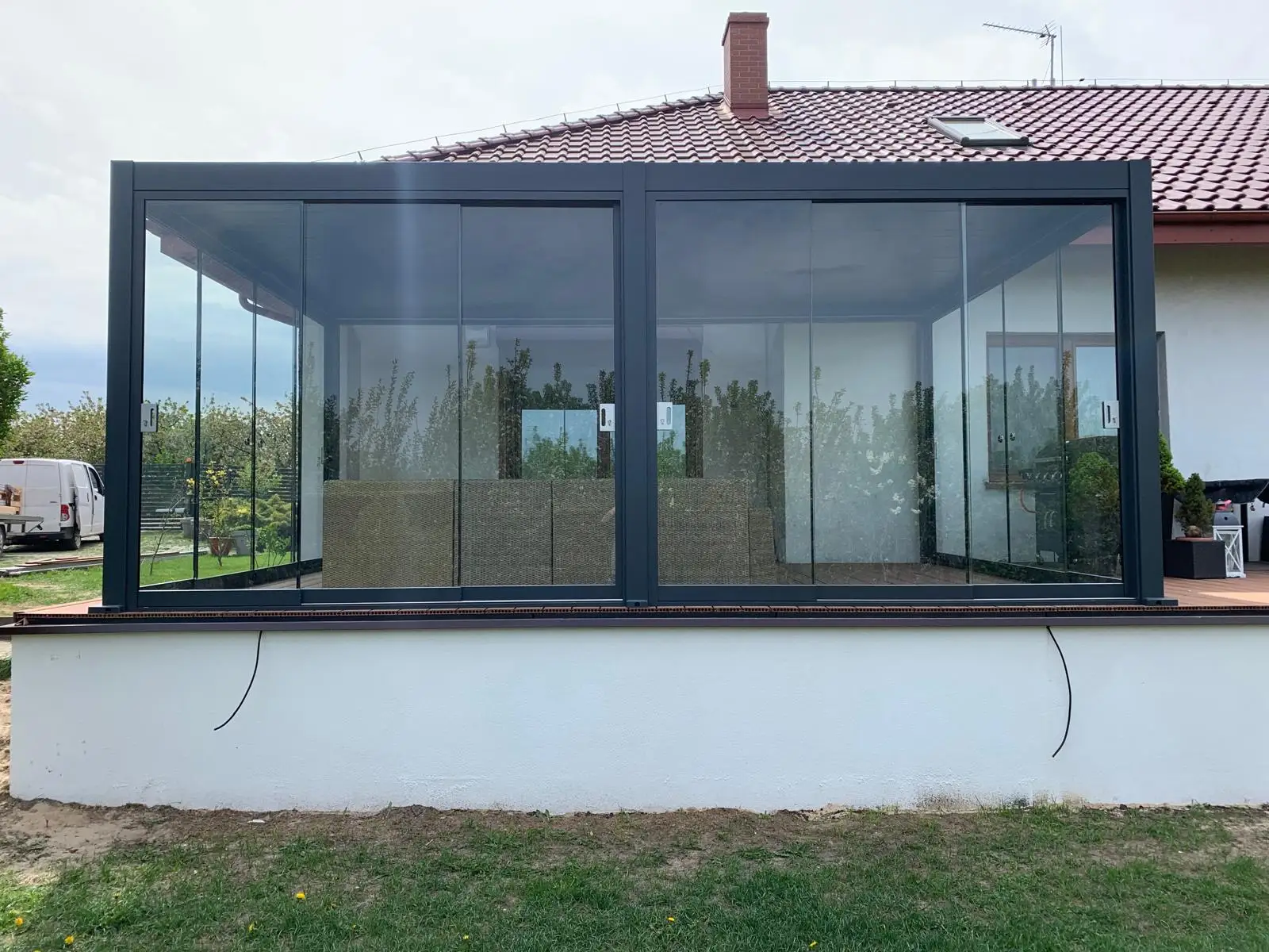 Pergola tarasowa 6×4 Sicienko - widok frontu, drzwi szklane przesuwne 3m